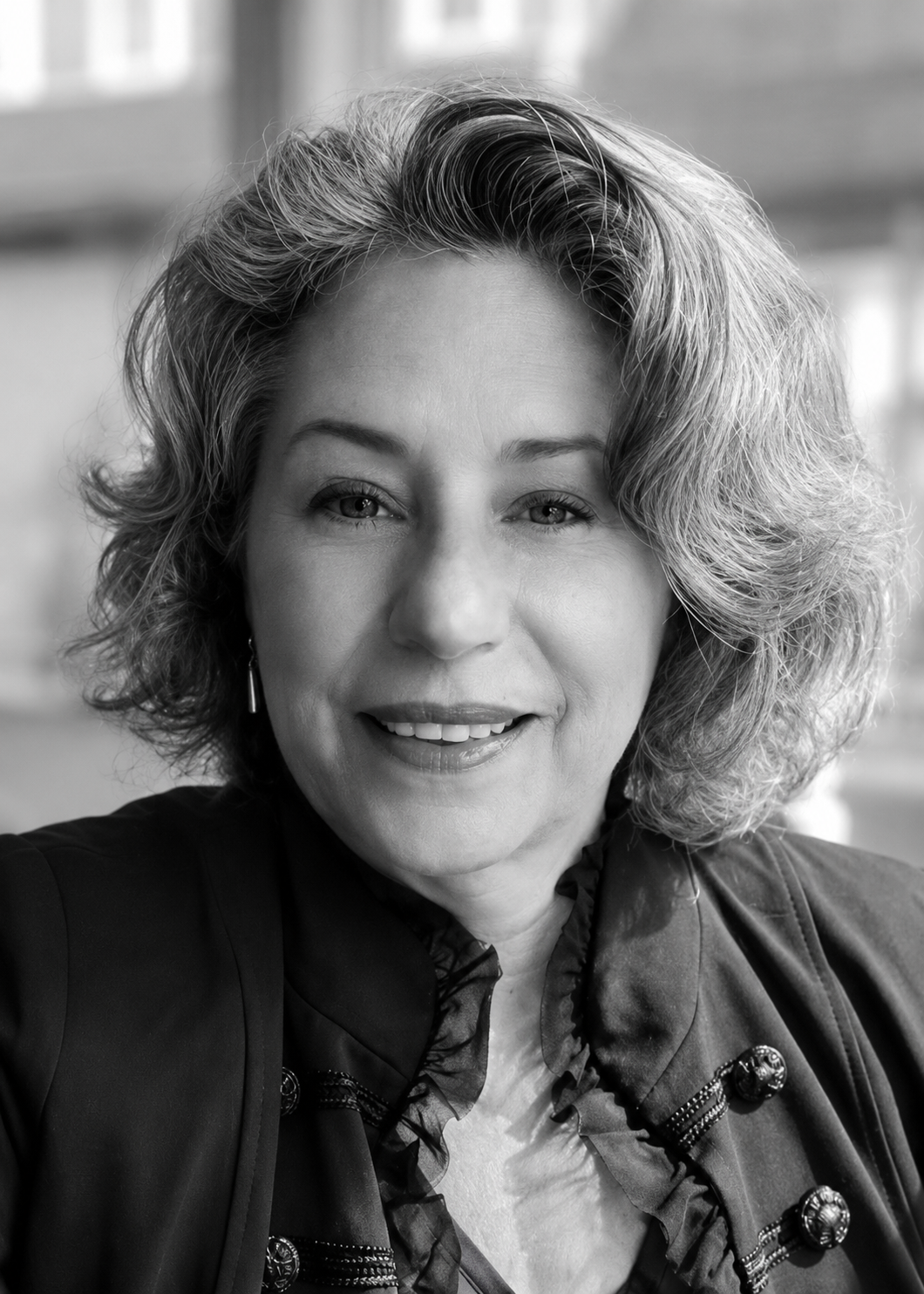 Dr. Lisa Fredenburgh